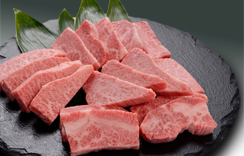 但馬牛　厚切りカルビ焼肉セット　約500g（イチボ・ササ肉・ともバラ・カルビ）